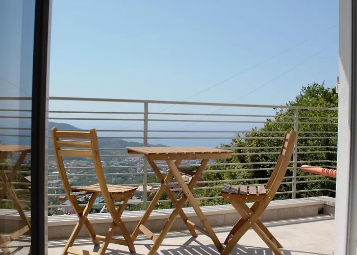 Le 2 Baie Di * 东塞斯特里